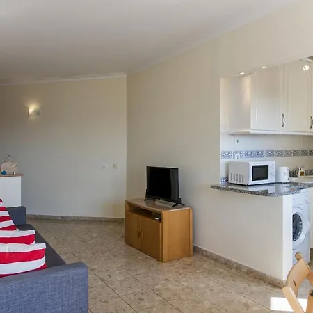 דירה T2 15º Praia Mar Port - Wow Beach 2bd Flat Sea View - 300mts 2 Beach/wifi פורטימאו