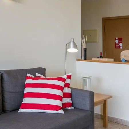 T2 15º Praia Mar Port - Wow Beach 2bd Flat Sea View - 300mts 2 Beach/wifi פורטימאו