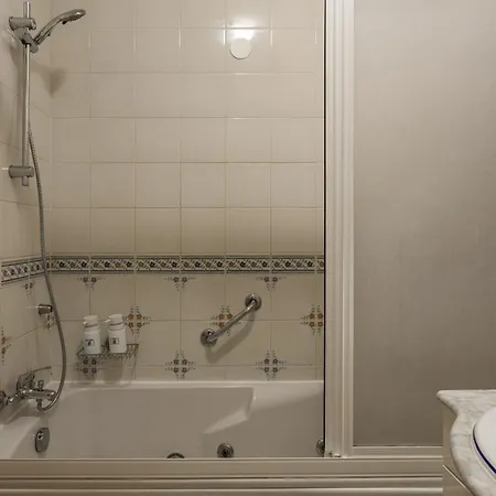 T2 15º Praia Mar Port - Wow Beach 2bd Flat Sea View - 300mts 2 Beach/wifi Apartamento *